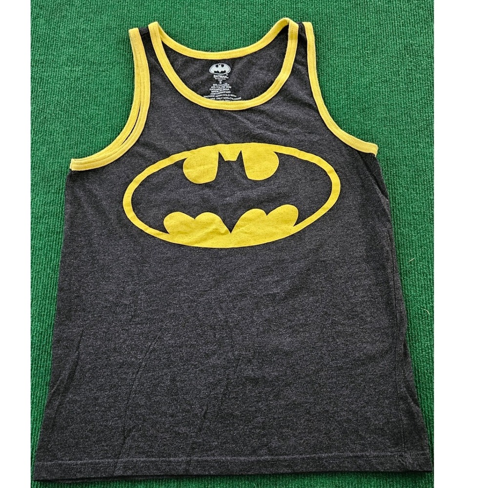 Batman DC Comics Boys Gray Yellow Tank Top Sleeveless Graphic‎ Tee Shirt